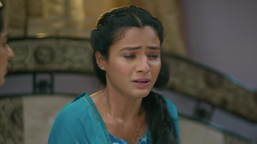 Bharti looking sad as she talks about her meeting with Mangesh