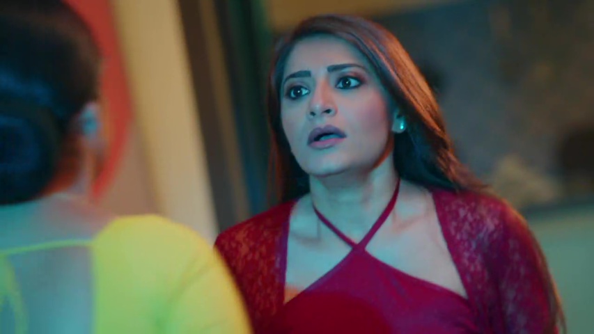 Mangal confronting Sowmya in front of the family